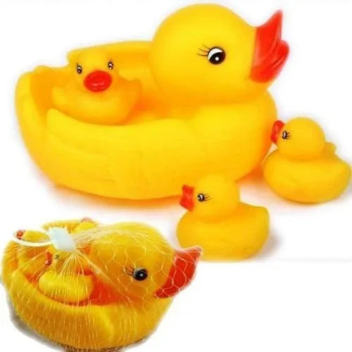 Duck Family Baby Bathing Toys 4 Set Yellow Rubber Squeaky Lovely Ducklings